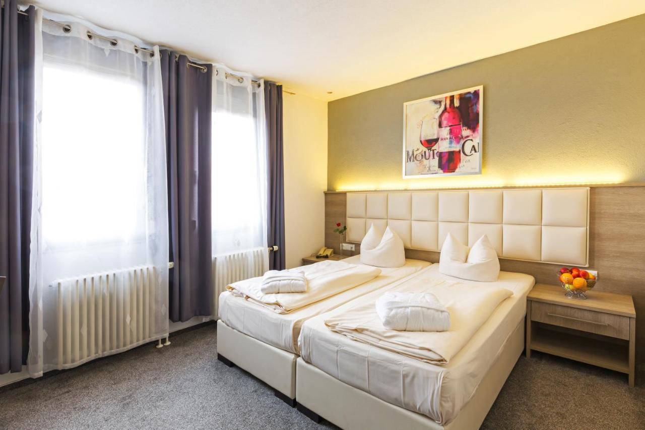 Bavaria Hotel Muenchner Hof Superior Stuttgart Room photo